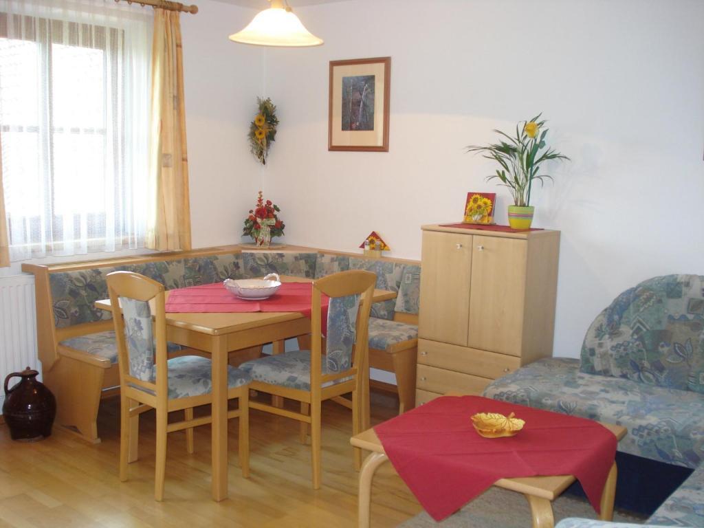 Ferienwohnung Maxgut Mariapfarr Zimmer foto
